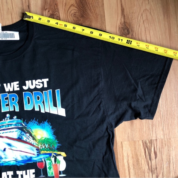 NEW Graphic Tee Shirt MUSTER DRILL AT THE BAR Black XL Men’s - Picture 7 of 15